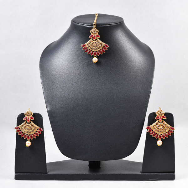 Regal Chandbali Pearl Set - Image 12