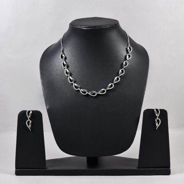 Twist Link American Diamond Necklace Set – Rose Gold & Silver Variants - Image 4