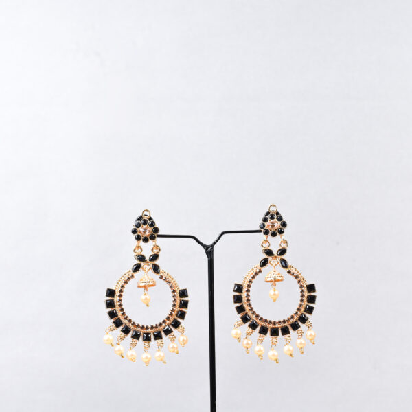 Royal Chandbali Pearl Set - Image 5